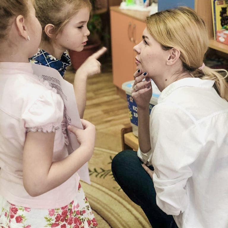 Волонтеры Челябинска провели первый урок доброты в детском саду