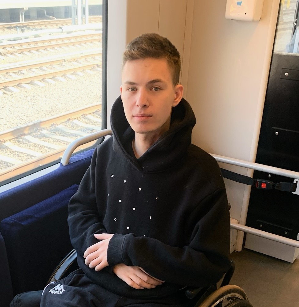 Максим Бондарь