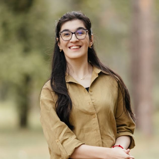 Алина Иванова