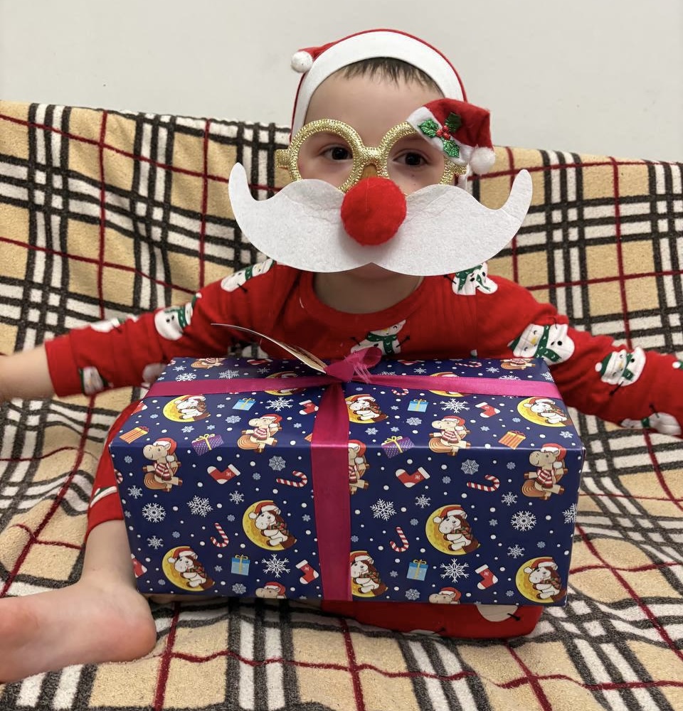 Ёлка желаний исполняет мечты